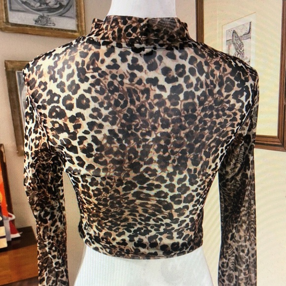 Leopard Print Long Sleeve Top - Picture 2 of 2